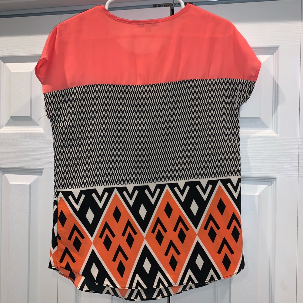 Women’s blouse - Picture 3 of 3